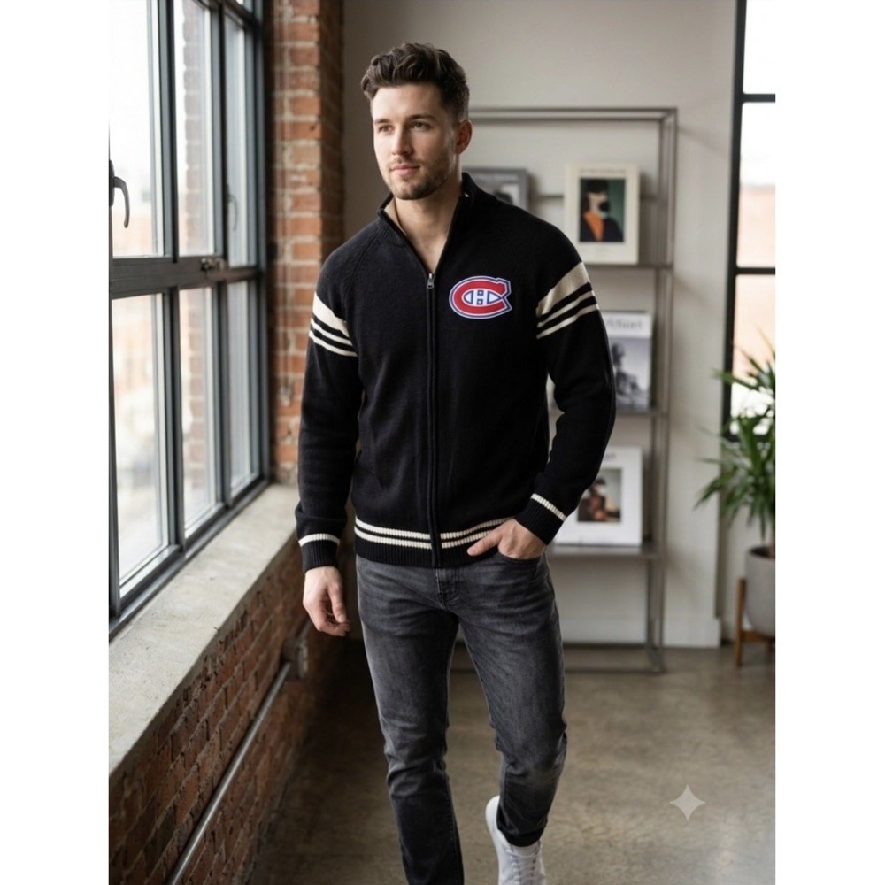 Montreal Canadians Official NHL Zip Up Mock Neck Logo Knit Sweater. Size Medium.